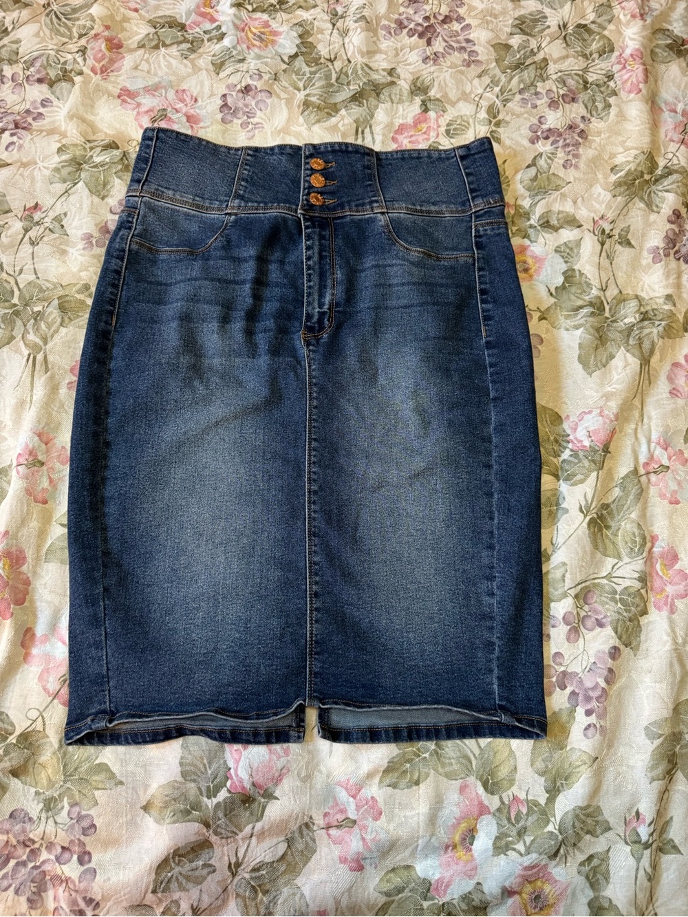 GUESS Women’s 12 Blue Denim High Waist Pencil Midi Skirt 3 Button Stretch